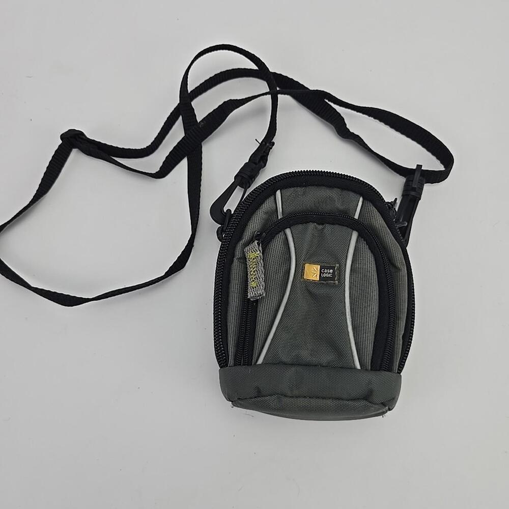 Case Logic Black Compact Camera Pouch Nylon, Padded, Belt Loop